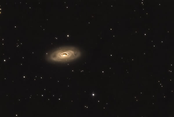 Galaxie de l’œil noir (M64)